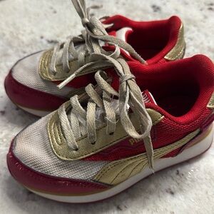 Puma retro tie up sneakers girls red & gold sz 11